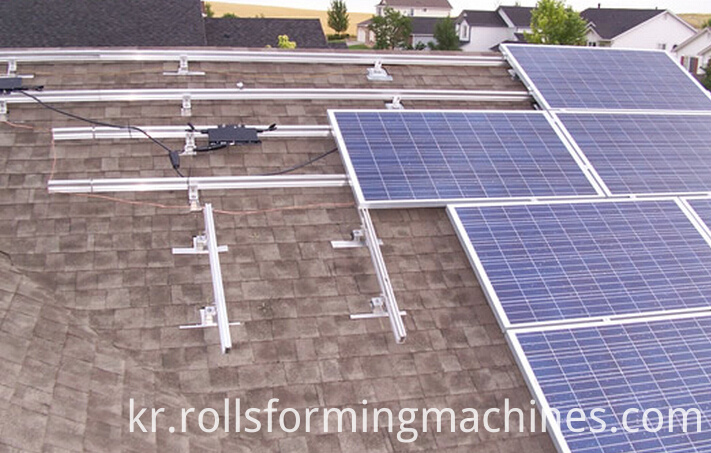 55 A Energia solar se formando máquina